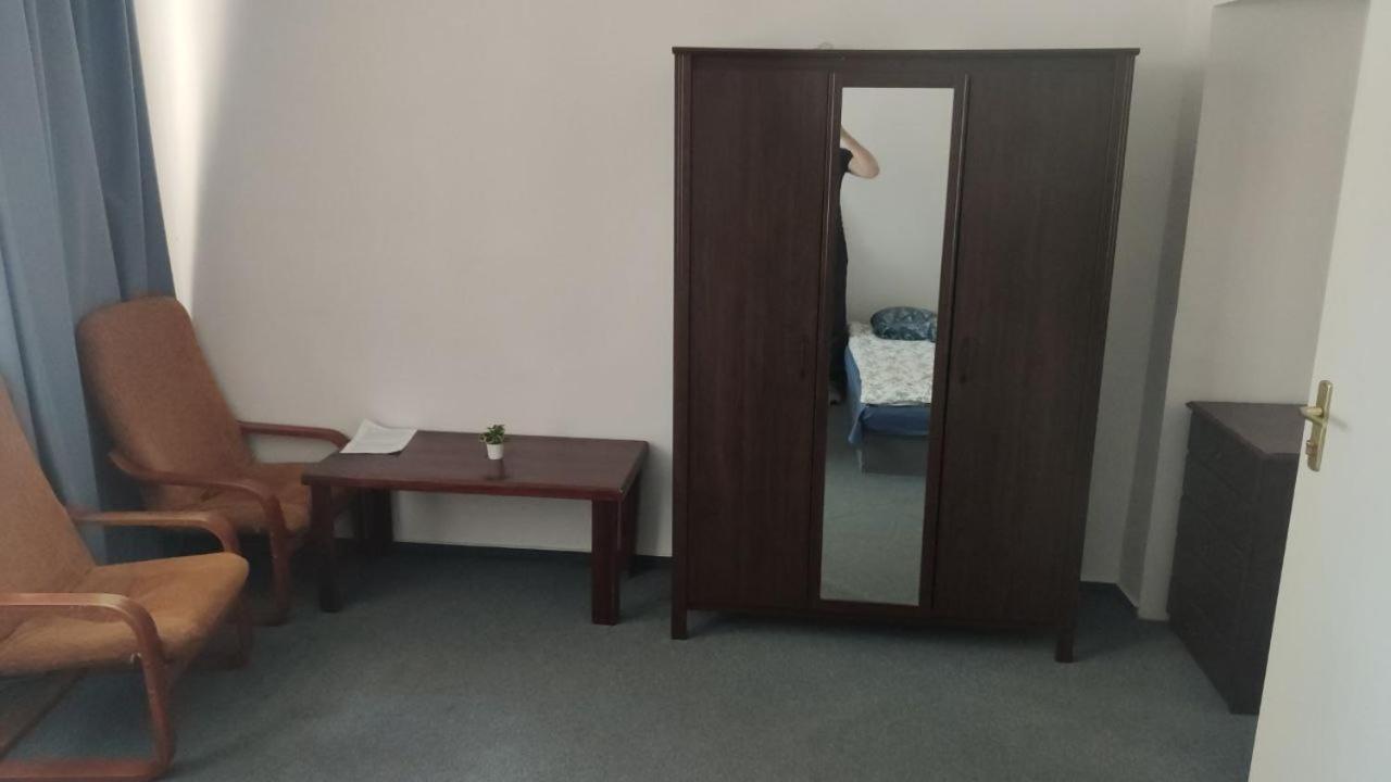 Rooms In The Centrum Of Varsavia Esterno foto