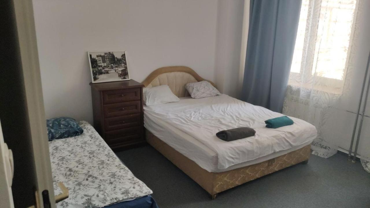 Rooms In The Centrum Of Varsavia Esterno foto